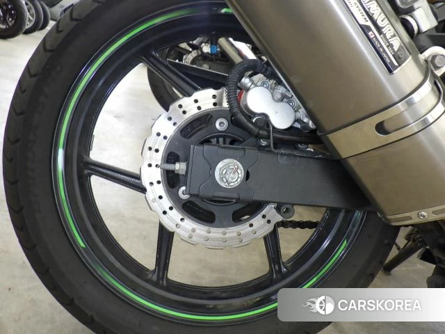 Kawasaki NINJA 250R id 3947217 из Японии 19