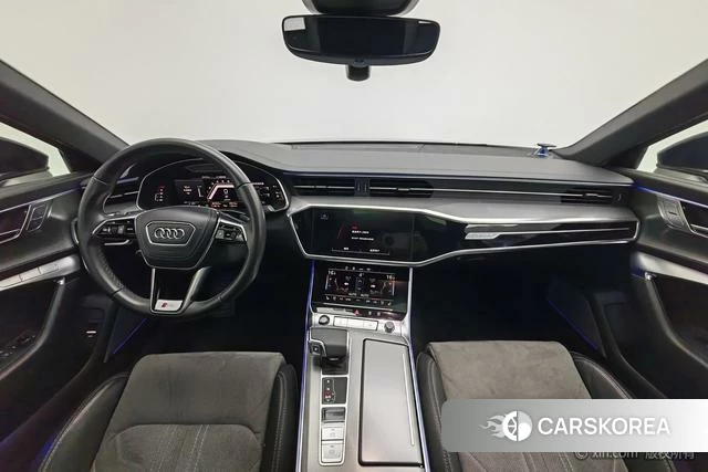 Audi A6L id 4275986 из Китая 17