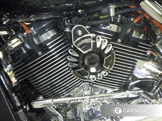 Engine photo