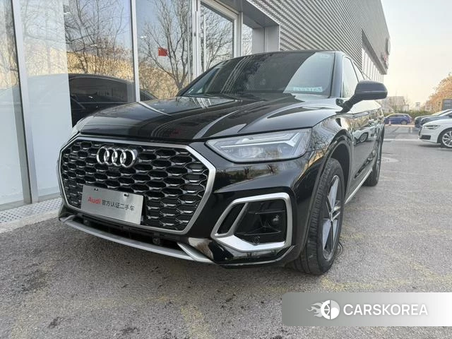 Audi Q5L Sportback 2021 Черный из Китая, фото 3