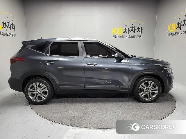 Kia Seltos id 4490222 из Кореи 13