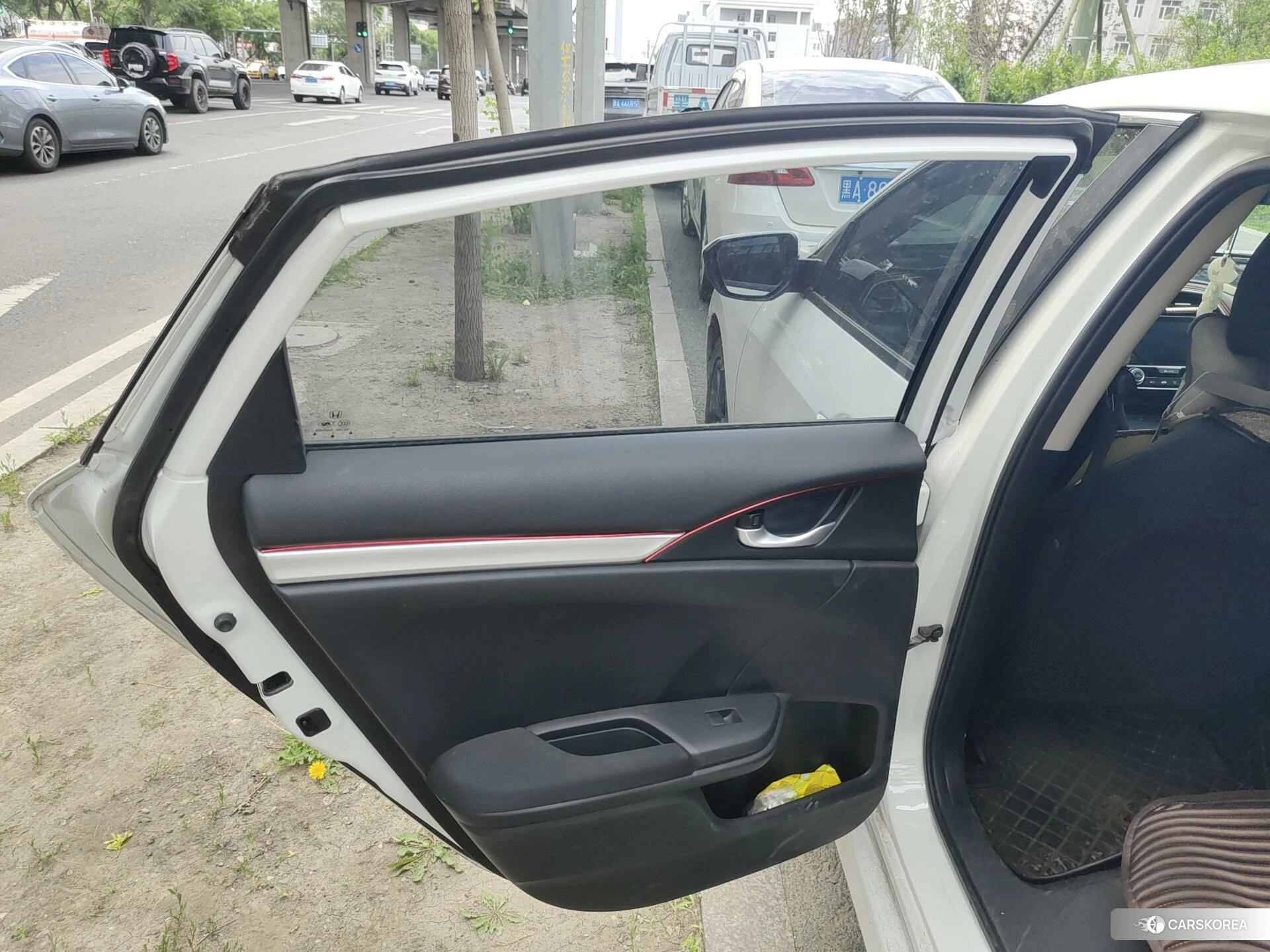 Honda Civic id 4513432 из Китая 14