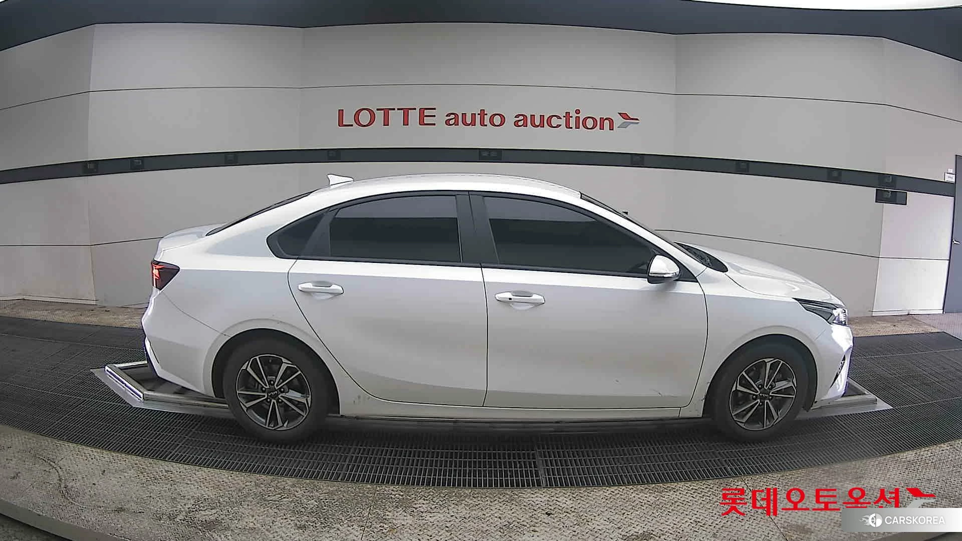 Kia K3 id 3888381 из Кореи 23