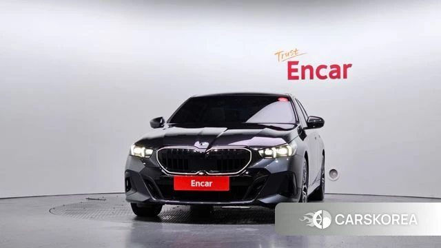 BMW 5 Series (G60) id 4743993 из Кореи 23