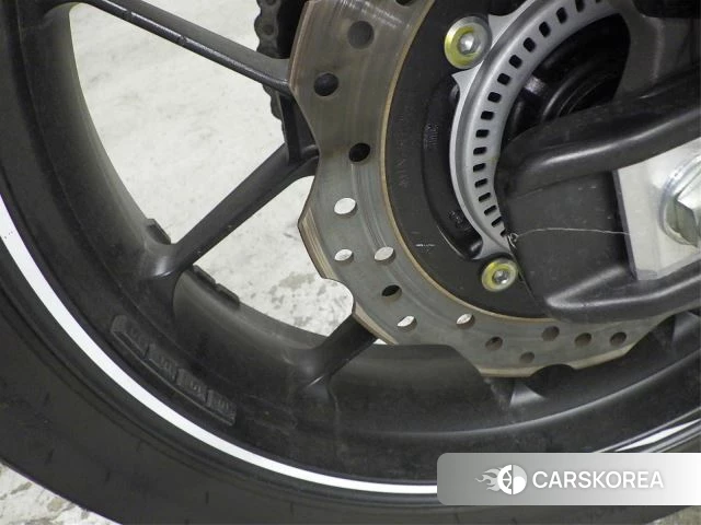 Honda CBR400R id 4184943 из Японии 23