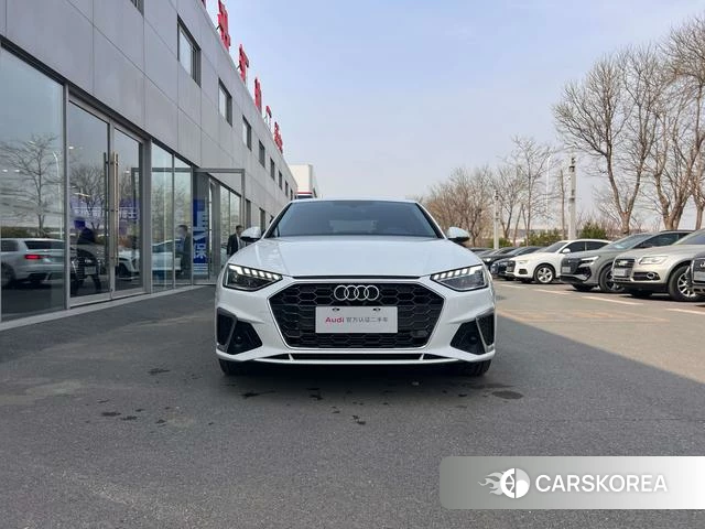 Audi A4L 2024 Белый из Китая, фото 4