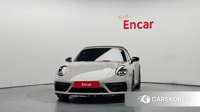 Porsche 911(992) id 4408603 из Кореи 13