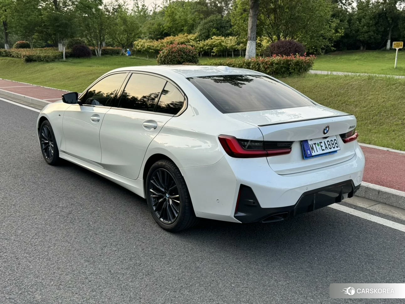 BMW 3 series 2022 Белый из Китая, фото 4