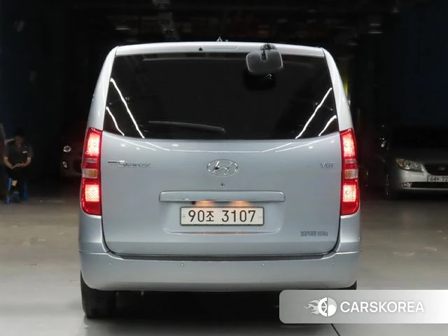 Hyundai The New Grand Starex id 4937483 из Кореи 13