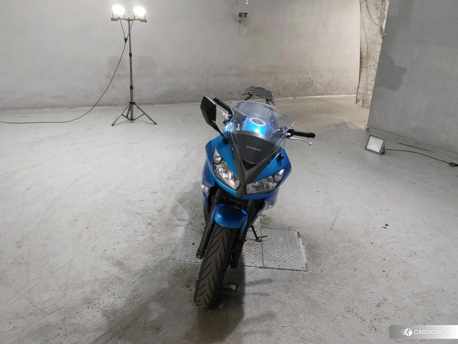 Проданный Kawasaki NINJA 400R 2011 из Японии, фото 4