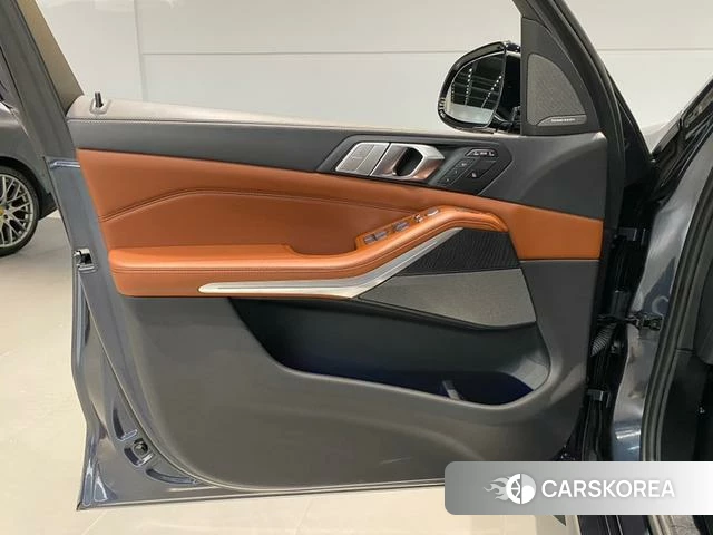 BMW X7 id 4368372 из Китая 18