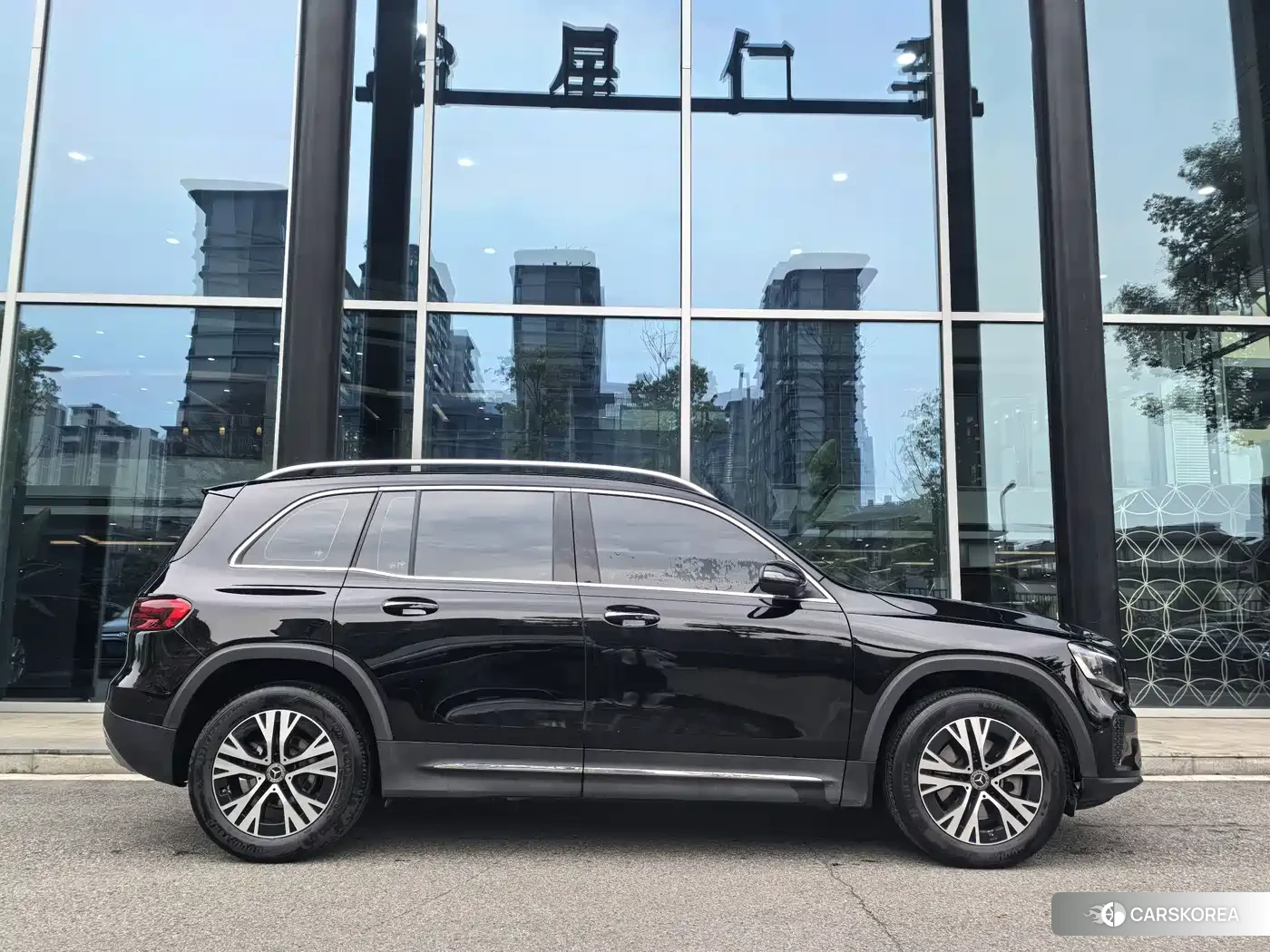 Mercedes-Benz GLB id 4545613 из Китая 7