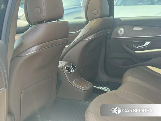 Mercedes-Benz E-class id 4314489 из Китая 8