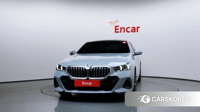 BMW 5 Series (G60) id 4571314 из Кореи 13
