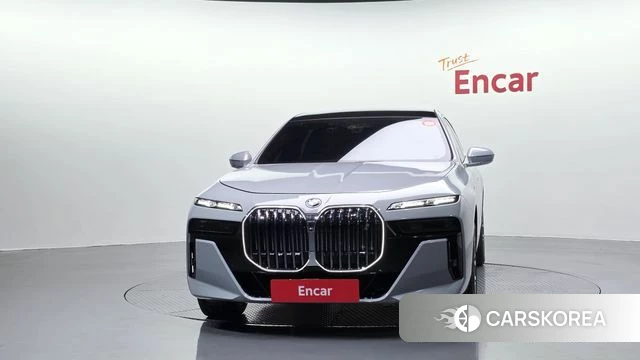 BMW i7 (G70) id 4443309 из Кореи 23