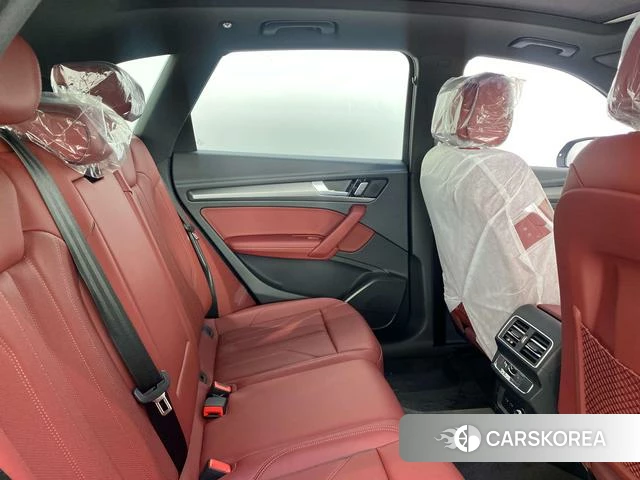 Audi Q5L id 4276800 из Китая 8