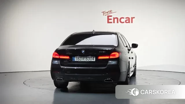 BMW 5 Series (G30) id 3443199 из Кореи 13