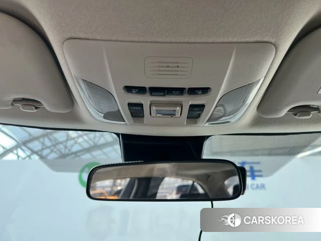 Toyota Corolla id 4272879 из Китая 22