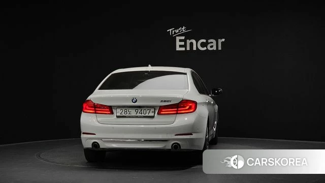 BMW 5 Series (G30) id 4403345 из Кореи 23