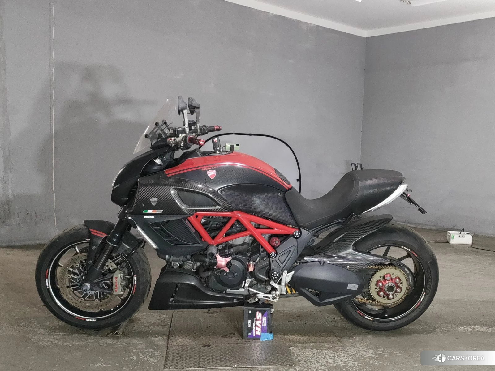 Ducati DIAVEL CARBON 2011 из Японии