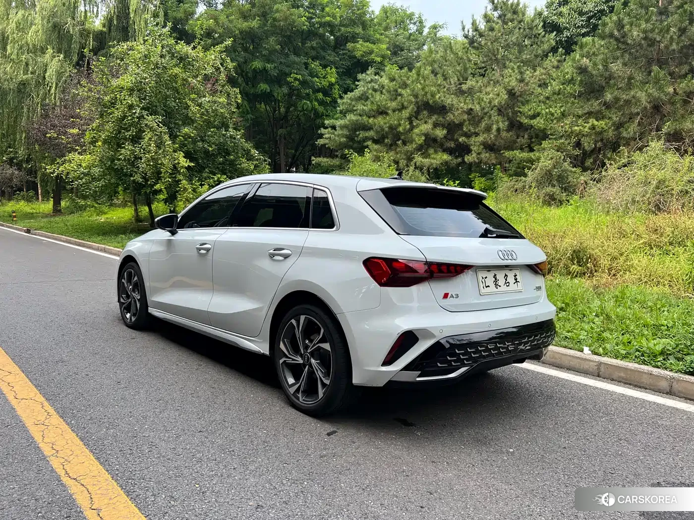 Audi A3 2025 Белый из Китая, фото 3