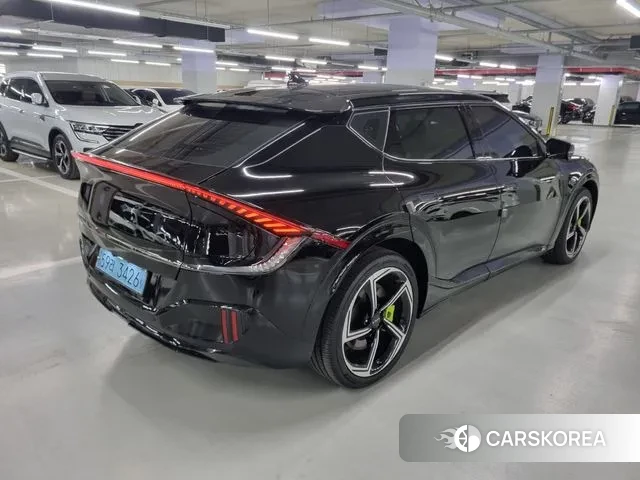 Kia EV6 id 3043078 из Кореи 13