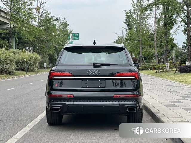 Audi Q7 id 4290439 из Китая 7