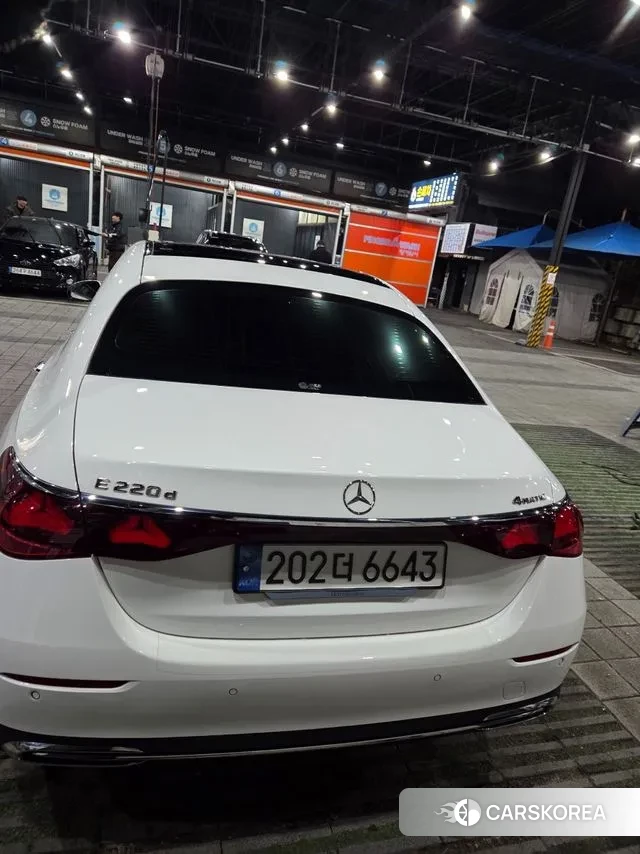 Mercedes-Benz E-Class W214 2024 Белый из Кореи, фото 3