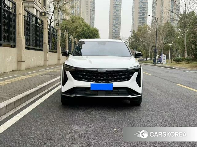 Geely Automobile Boyue 2023 Белый из Китая, фото 6