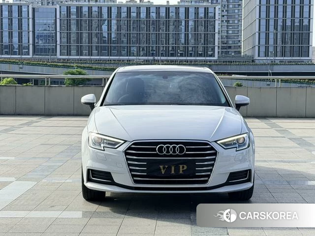 Audi A3 2021 Белый из Китая, фото 4