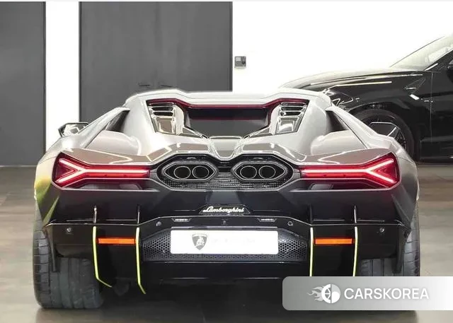 Lamborghini Revuelto id 3482045 из Кореи 13