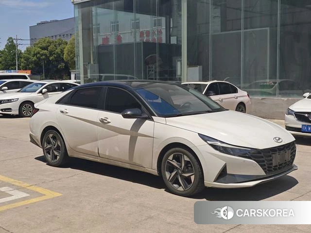 Hyundai Elantra 2021 Белый из Китая, фото 6