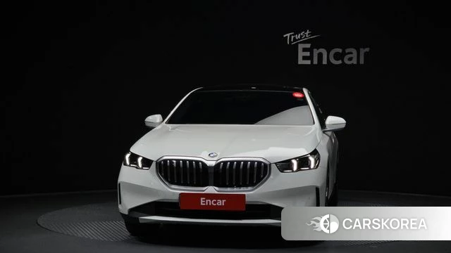 BMW 5 Series (G60) id 4407890 из Кореи 23