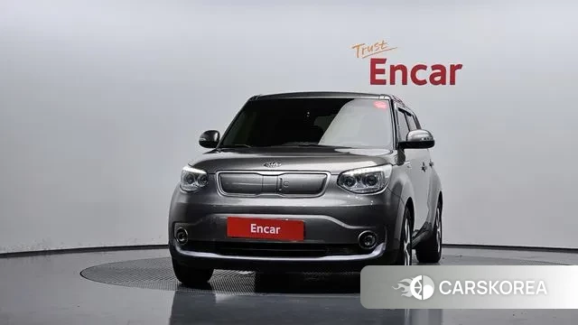Kia Soul EV id 3129440 из Кореи 13