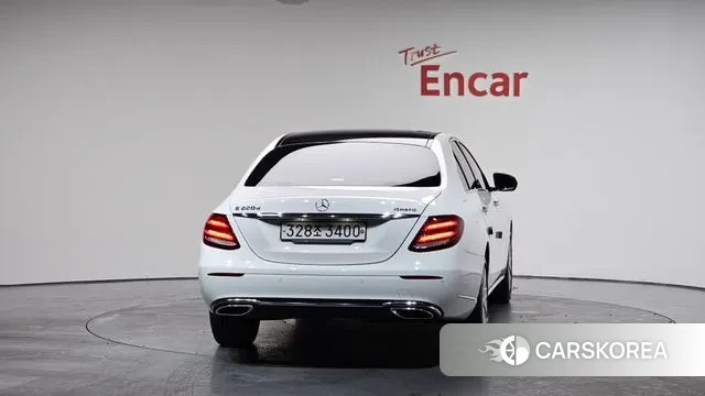 Mercedes-Benz E-Class W213 id 3464244 из Кореи 13