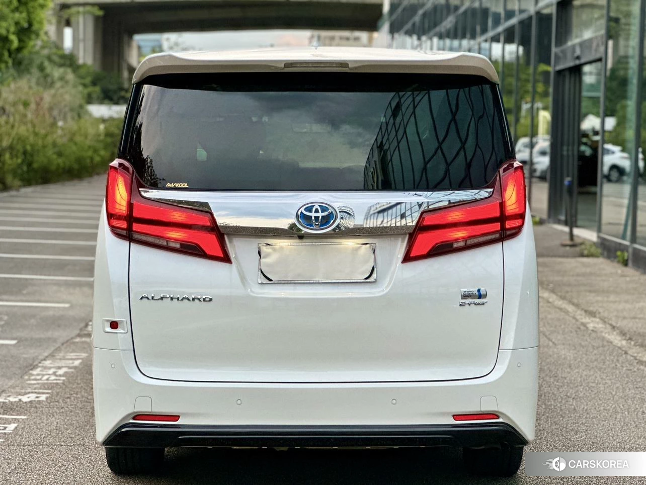 Toyota Elfa 2021 Белый из Китая, фото 5