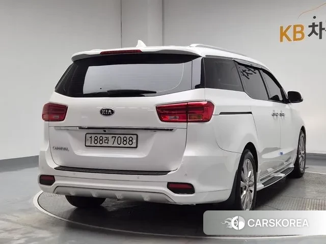 Kia The New Carnival id 3440031 из Кореи 13
