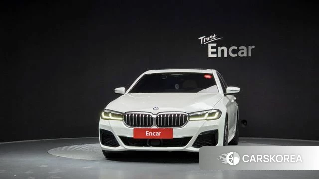BMW 5 Series (G30) id 4683015 из Кореи 23