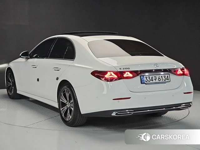 Mercedes-Benz E-Class W214 id 4710578 из Кореи 13