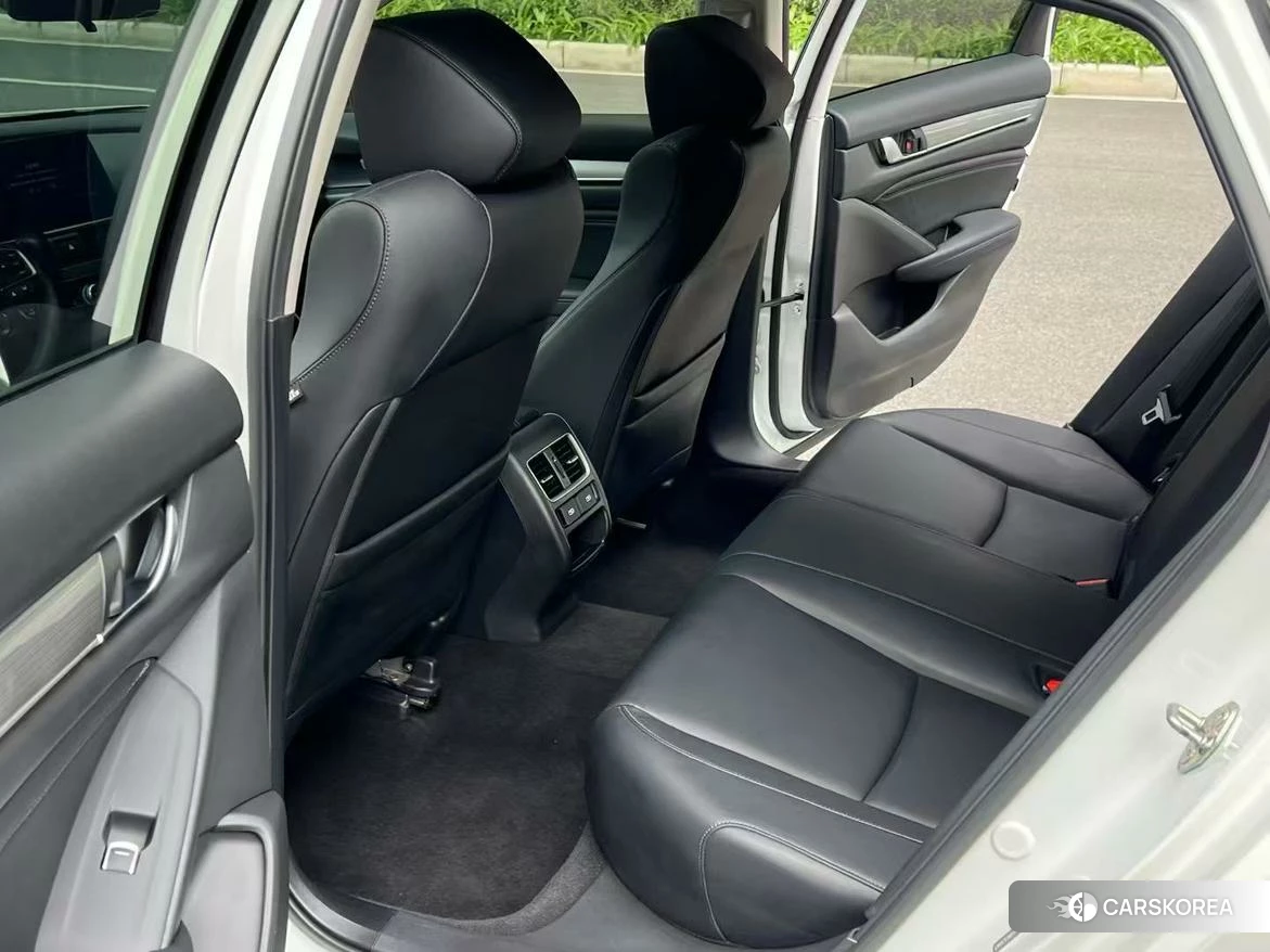Honda Accord id 4468068 из Китая 23