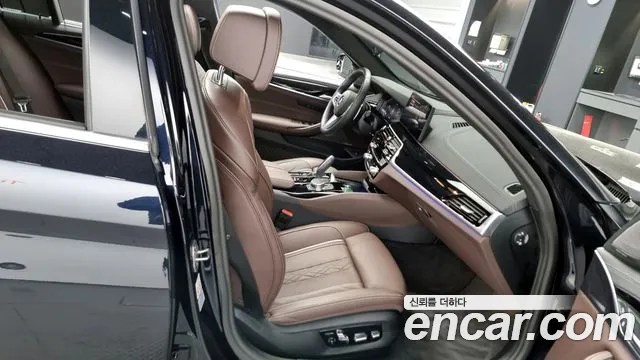 BMW 5 Series (G30) id 2702954 из Кореи 13