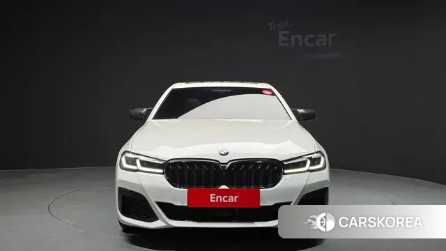 BMW 5 Series (G30) id 3752213 из Кореи 13