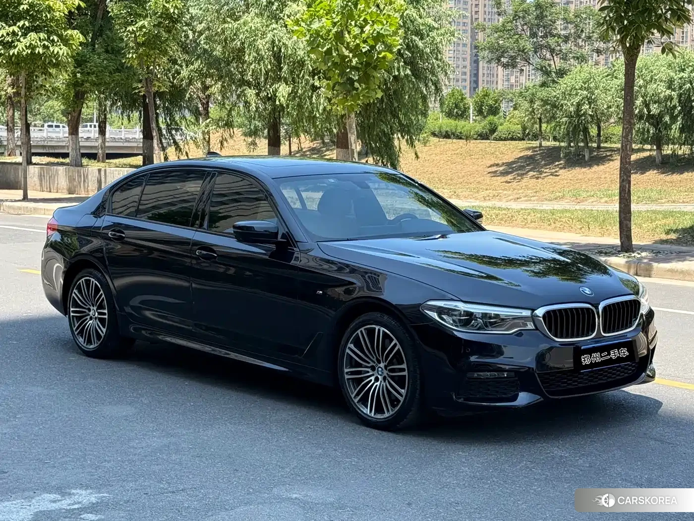 BMW 5 series 2018 Черный из Китая, фото 3