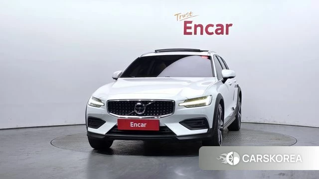Volvo V60 Cross-Country 2nd Generation id 4410364 из Кореи 23
