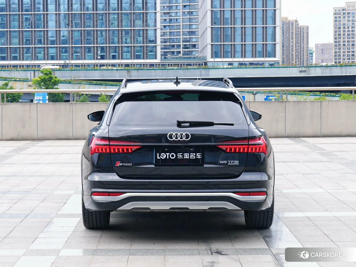 Audi A6 (import) 2020 Черный из Китая, фото 3