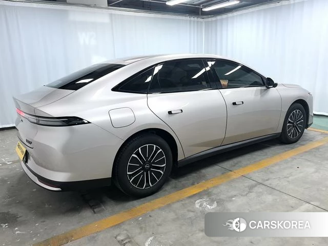 Nissan N6 id 4291283 из Китая 13