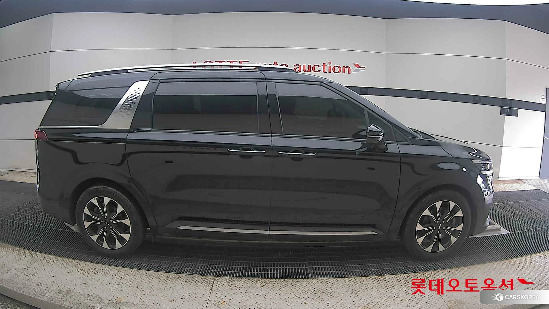 Kia Carnival Limousine id 4498447 из Кореи 23