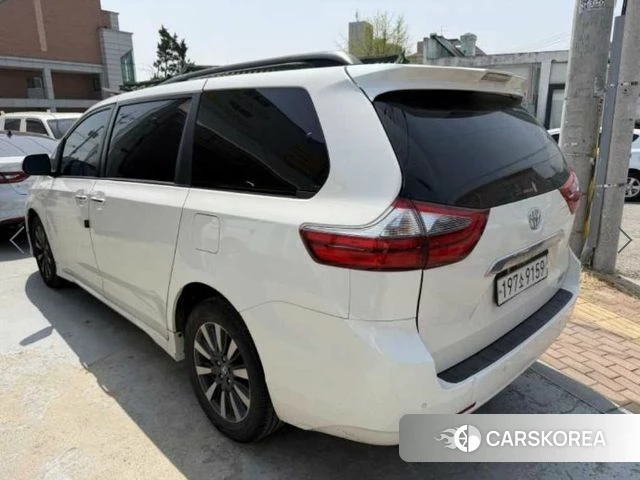 Toyota Sienna id 3955348 из Кореи 8
