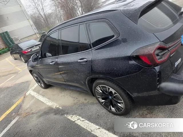 BMW iX3 2025 Черный из Кореи, фото 3