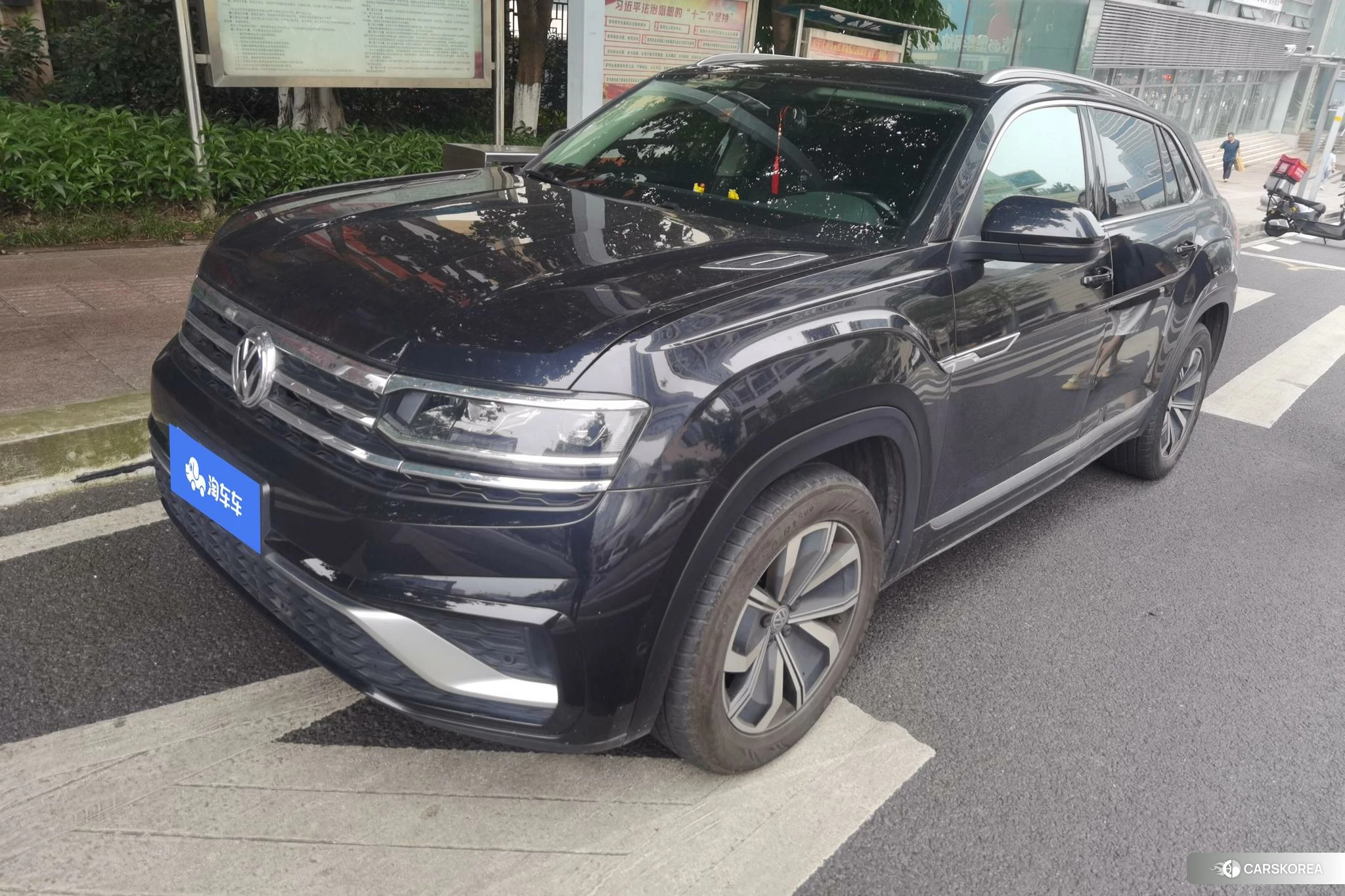 Volkswagen Tourang id 4462045 из Китая 10